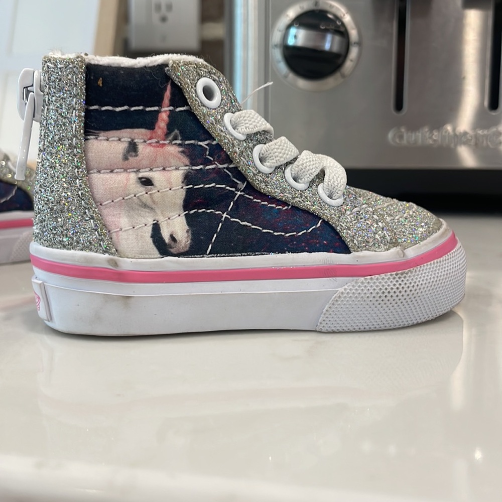 Toddler size 2 vans.